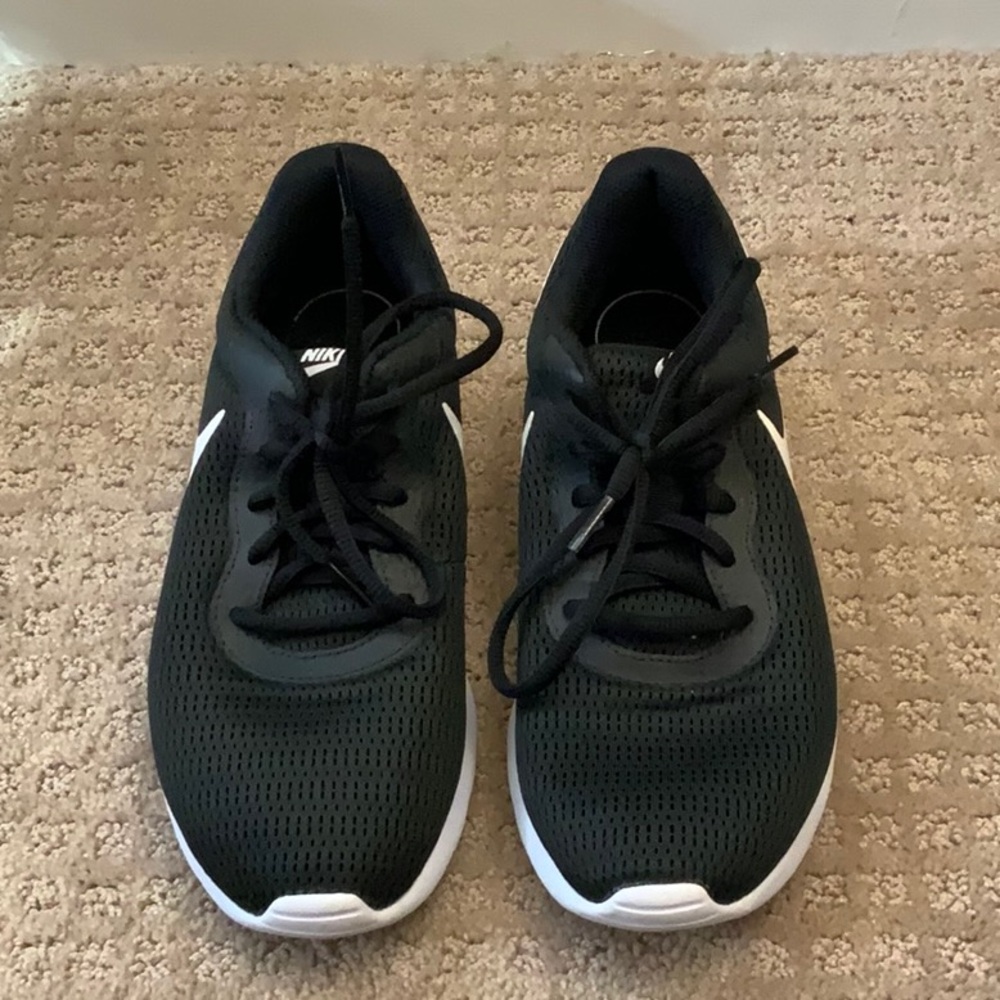 Nike Women’s Black Running Shoes